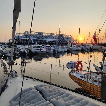 Botel Abombordo Lisbon